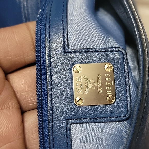 Mcm crossbody leather designer handbag - Picture 8 of 8